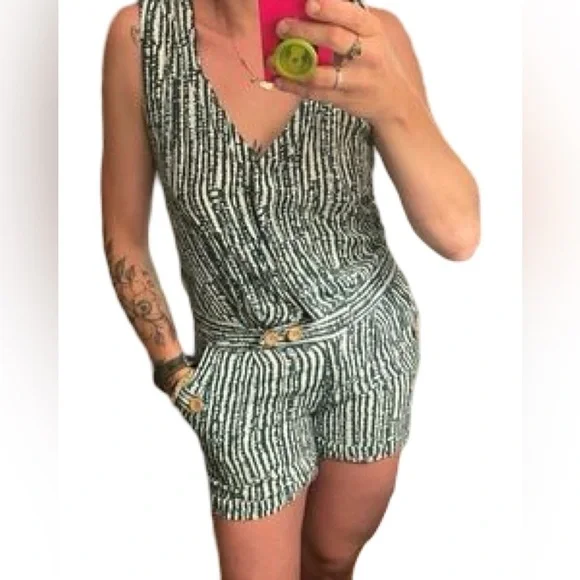 Anthropologie Ett Twa Safari Green Short Romper Short-all Outfit Sz 4 - Picture 9 of 9